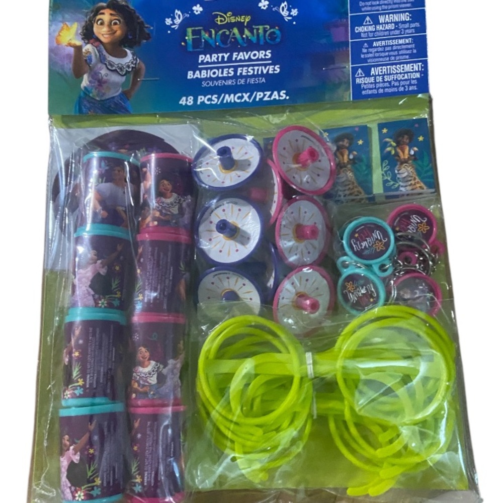 Encanto Party Supplies Set - Multicolor - Picture 7 of 8
